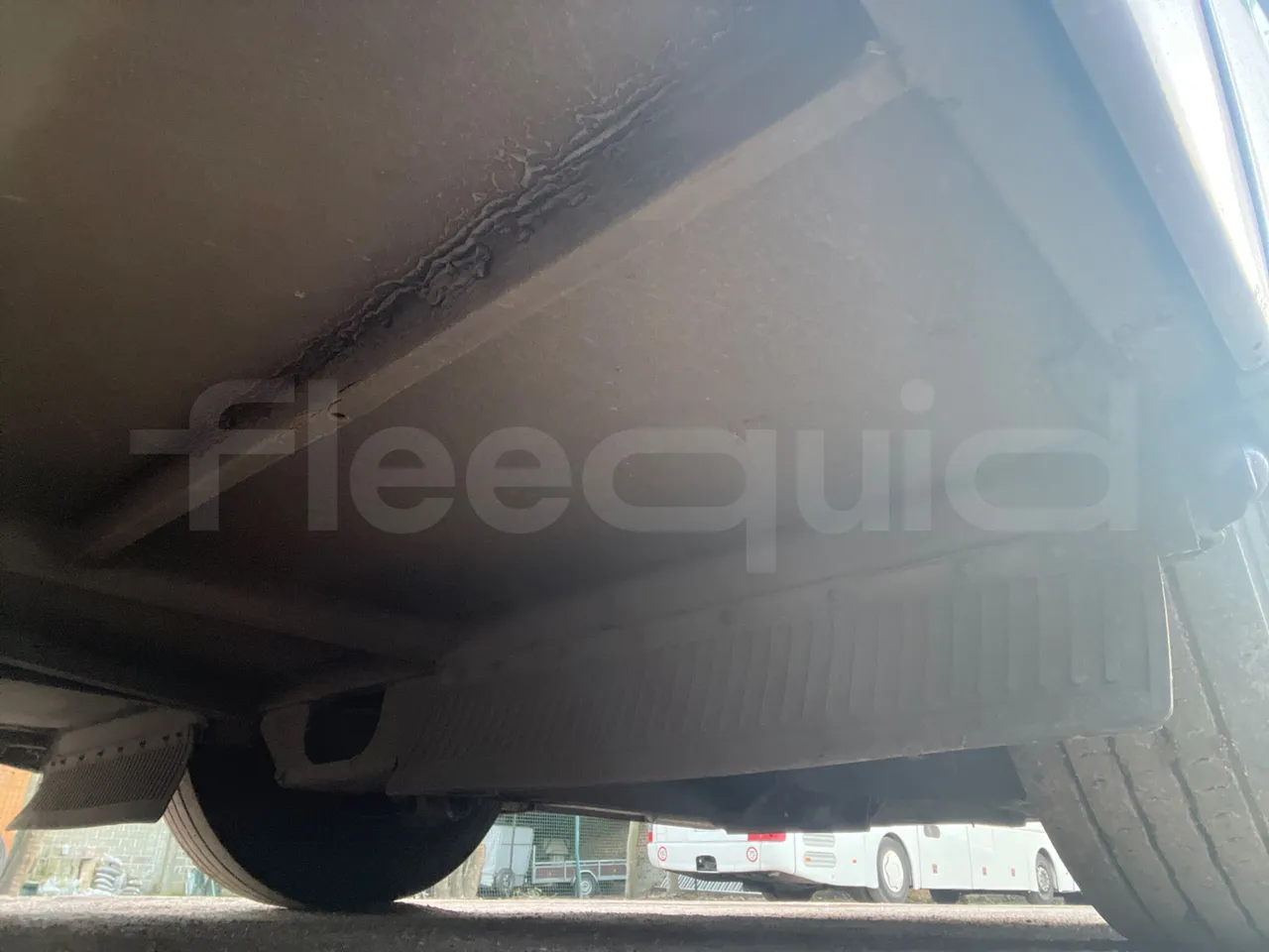 Man Lion's Coach B.2007 - EUR5 - 294kW - 12.000m - front axle right side