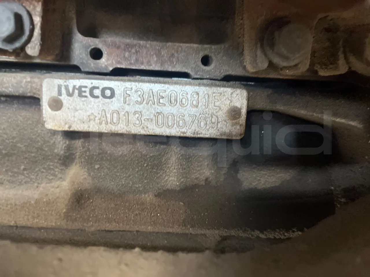Iveco 397E 397E12.45 - Euro4 - 331kW - 12.850mt - engine plate photo