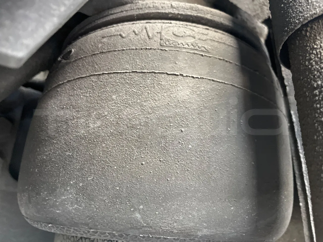 Iveco 397E 397E12.45 - Euro4 - 331kW - 12.850mt - axel 2 air springs 1 right