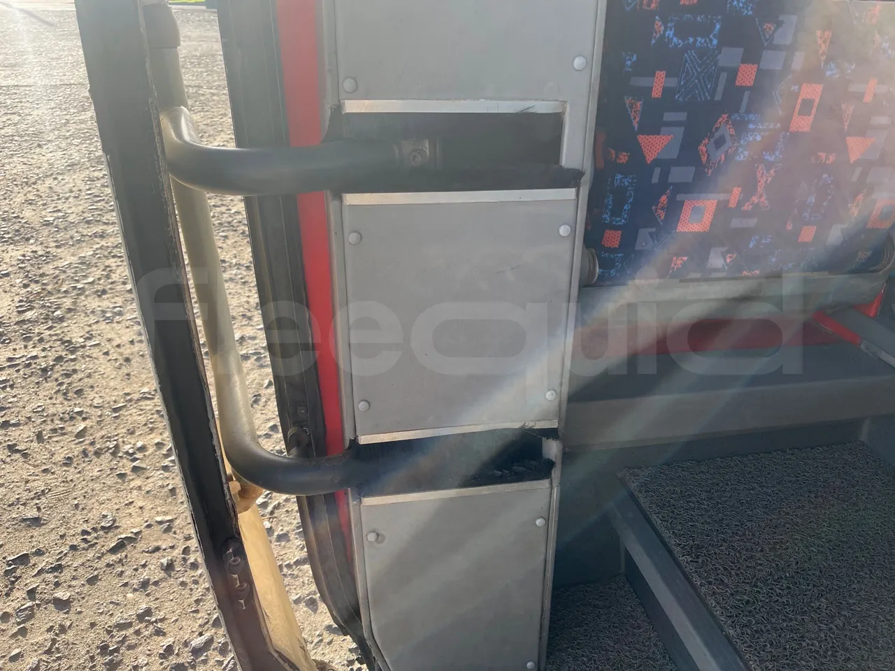 Iveco 397E 397E12.45 - Euro4 - 331kW - 12.850mt - door mechanism photo