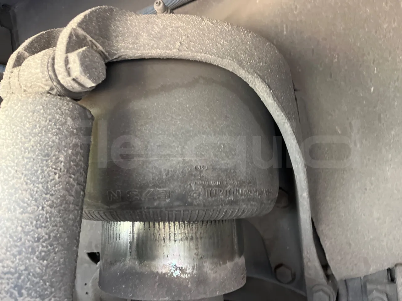 Iveco 397E 397E12.45 - Euro4 - 331kW - 12.850mt - front air springs left