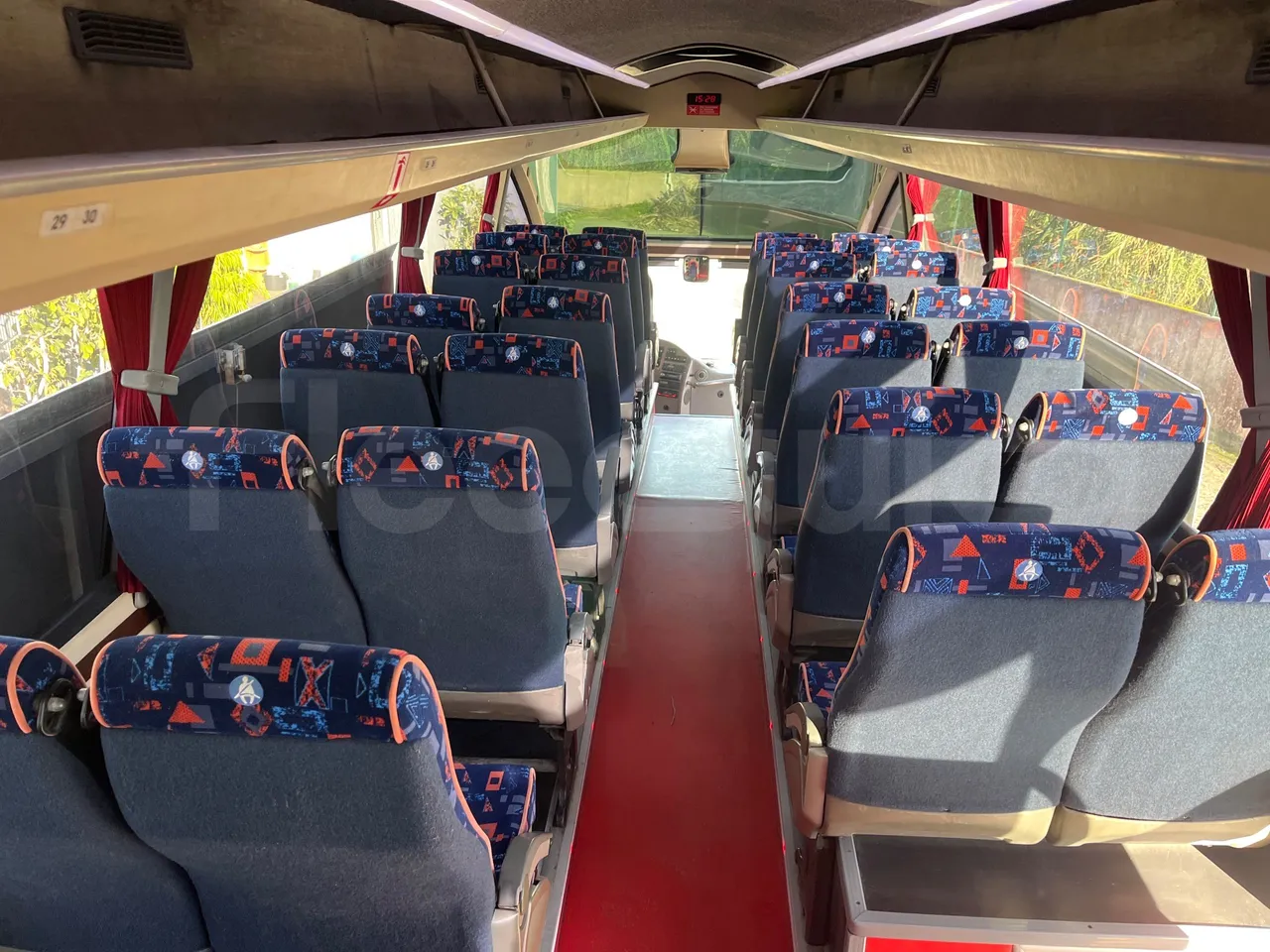 Iveco 397E 397E12.45 - Euro4 - 331kW - 12.850mt - forward view middle aisle