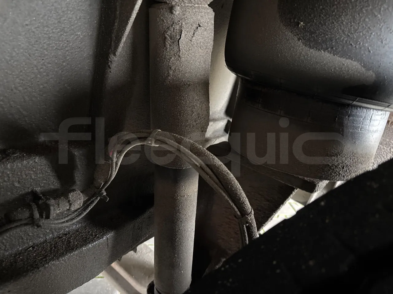 Solaris Urbino 18 -EUR3 - 231kW - 18m - front shock absorbers right