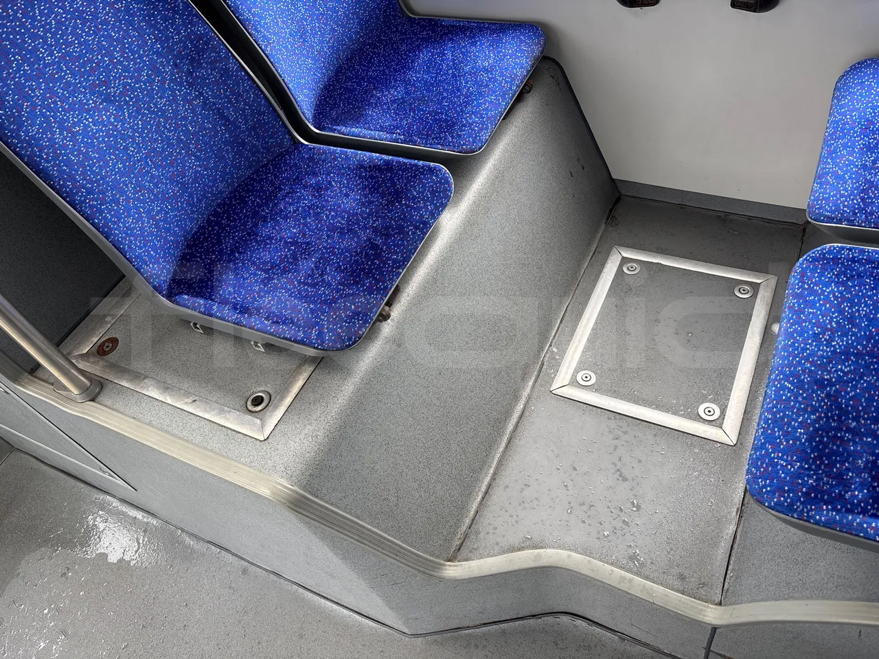 Solaris Urbino 18 -EUR3 - 231kW - 18m - floor hatches photo