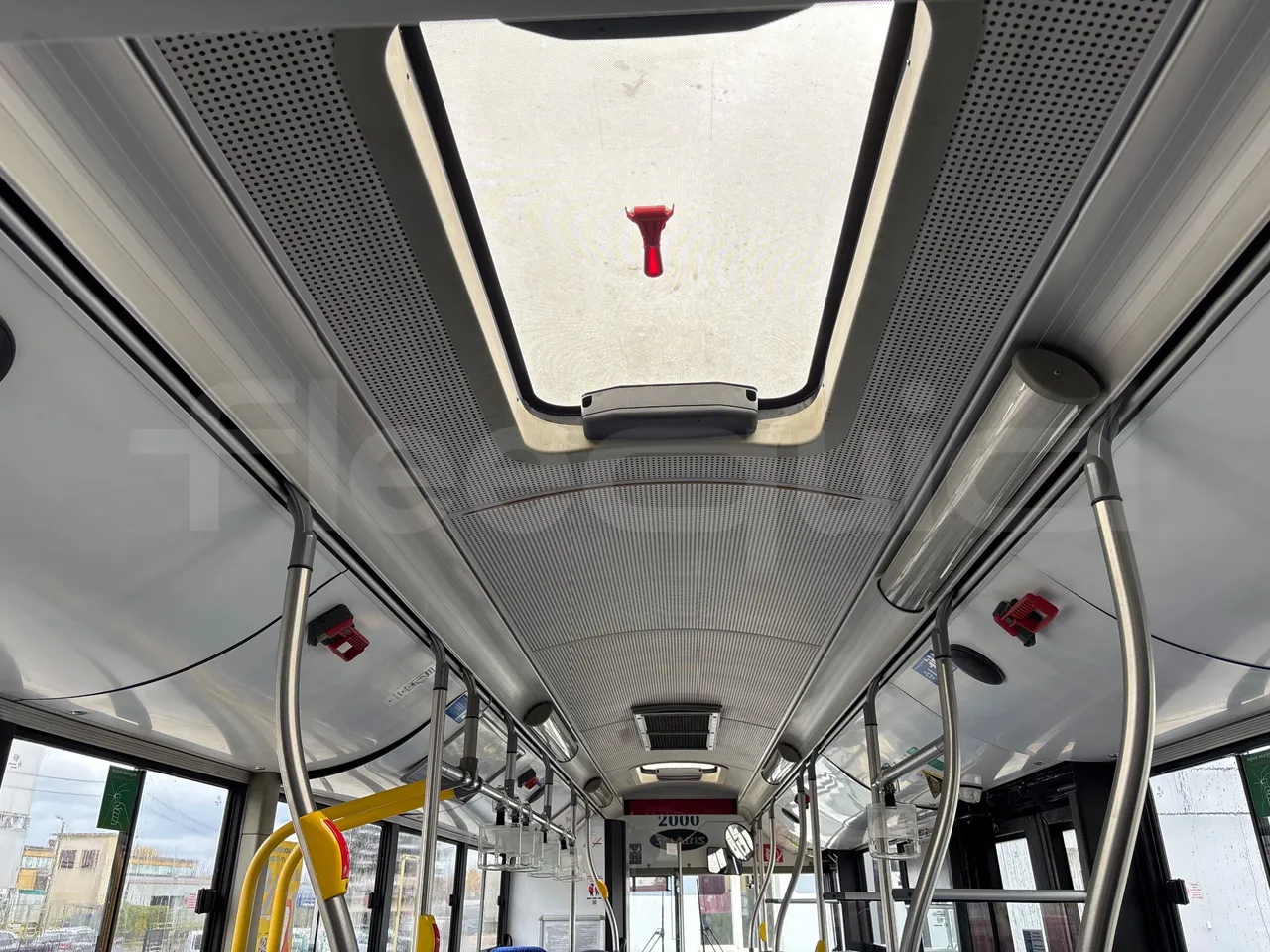 Solaris Urbino 18 -EUR3 - 231kW - 18m - overhead compartments photo