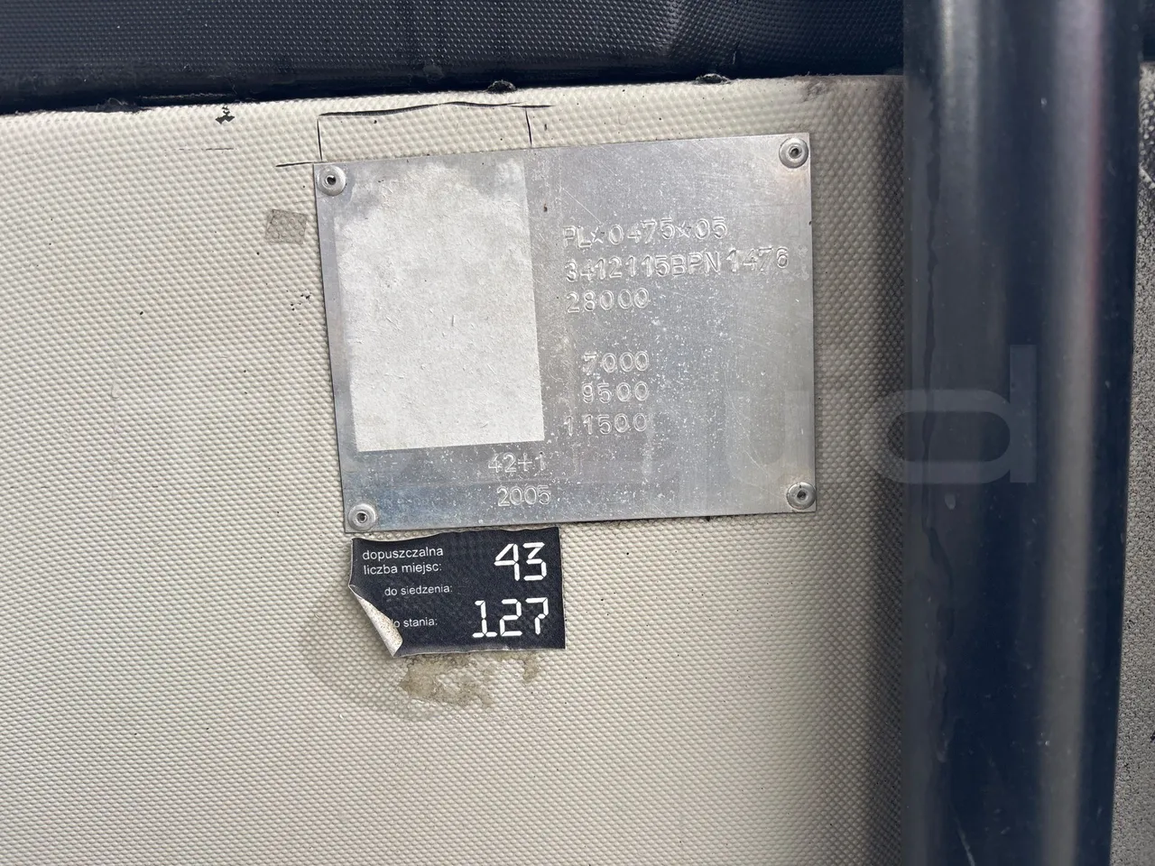 Solaris Urbino 18 -EUR3 - 231kW - 18m - vehicle plate photo