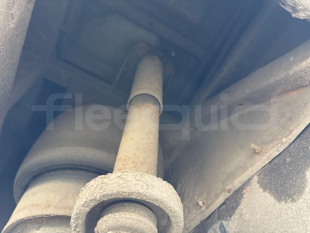 Solaris Urbino 18 -EUR3 - 231kW - 18m - axel 3 shock absorbers 2 left