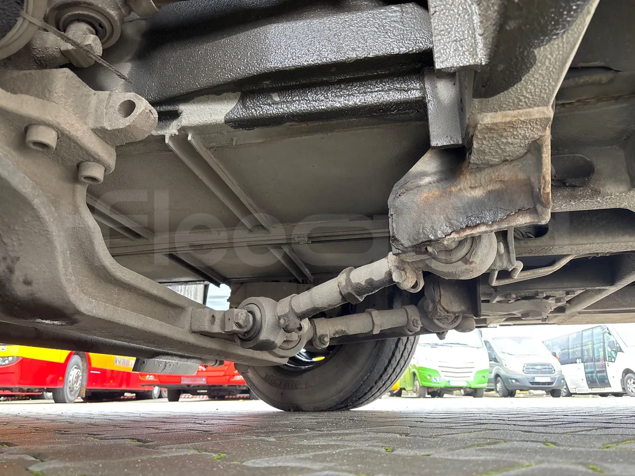 Solaris Urbino 18 -EUR3 - 231kW - 18m - front axle right side