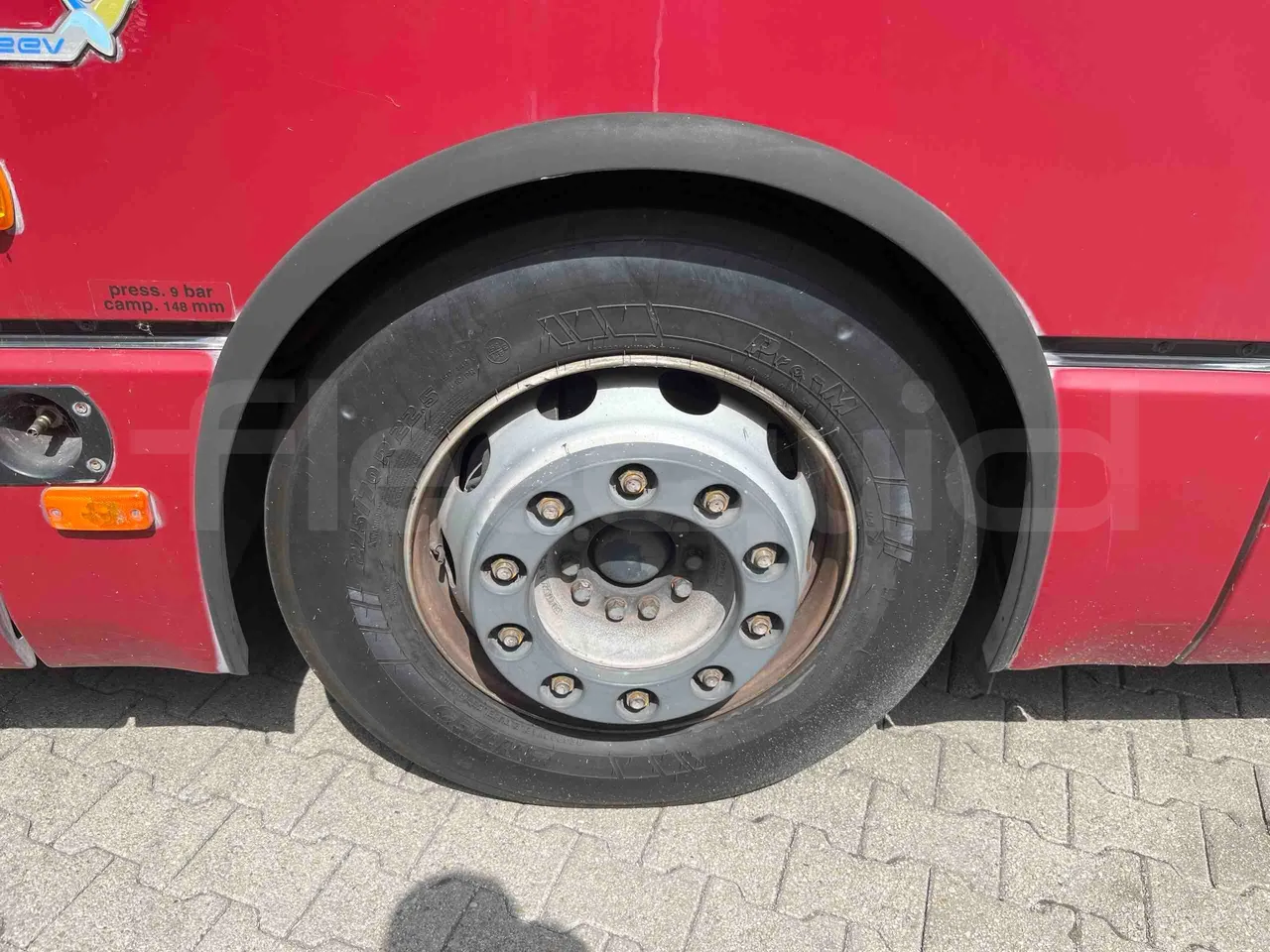 Iveco Citelis - First Axle Left Side: Complete Tyre