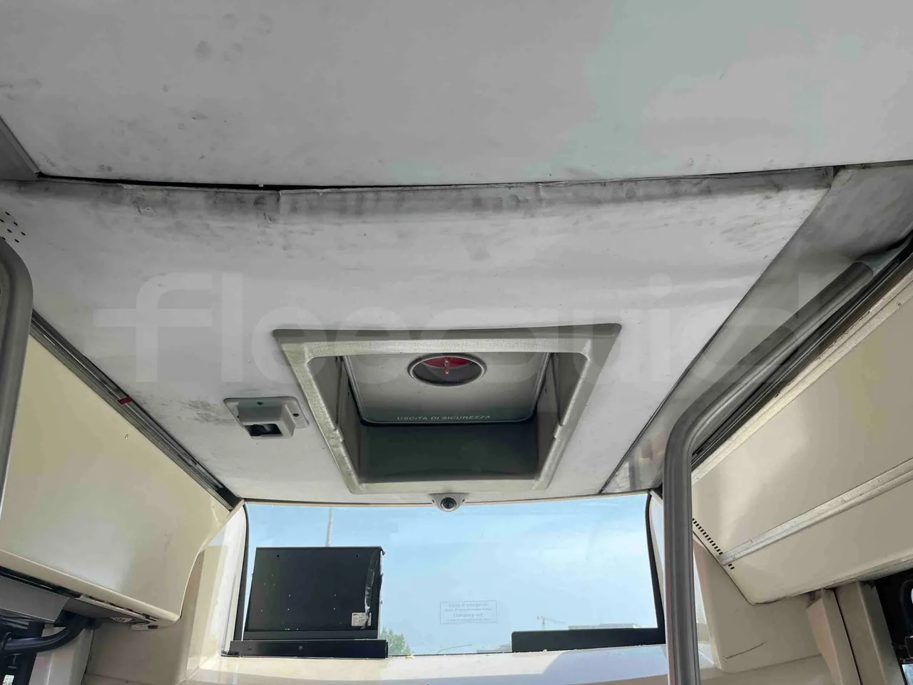 Iveco Citelis - Roof Hatch 2