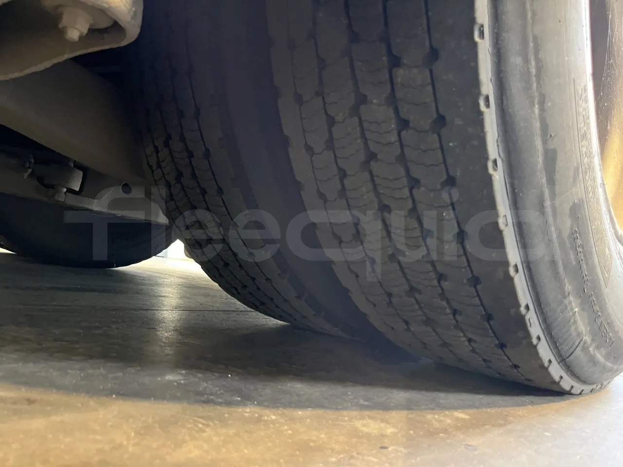 Iveco Crossway - Second Axle Left Side: Tyre Size