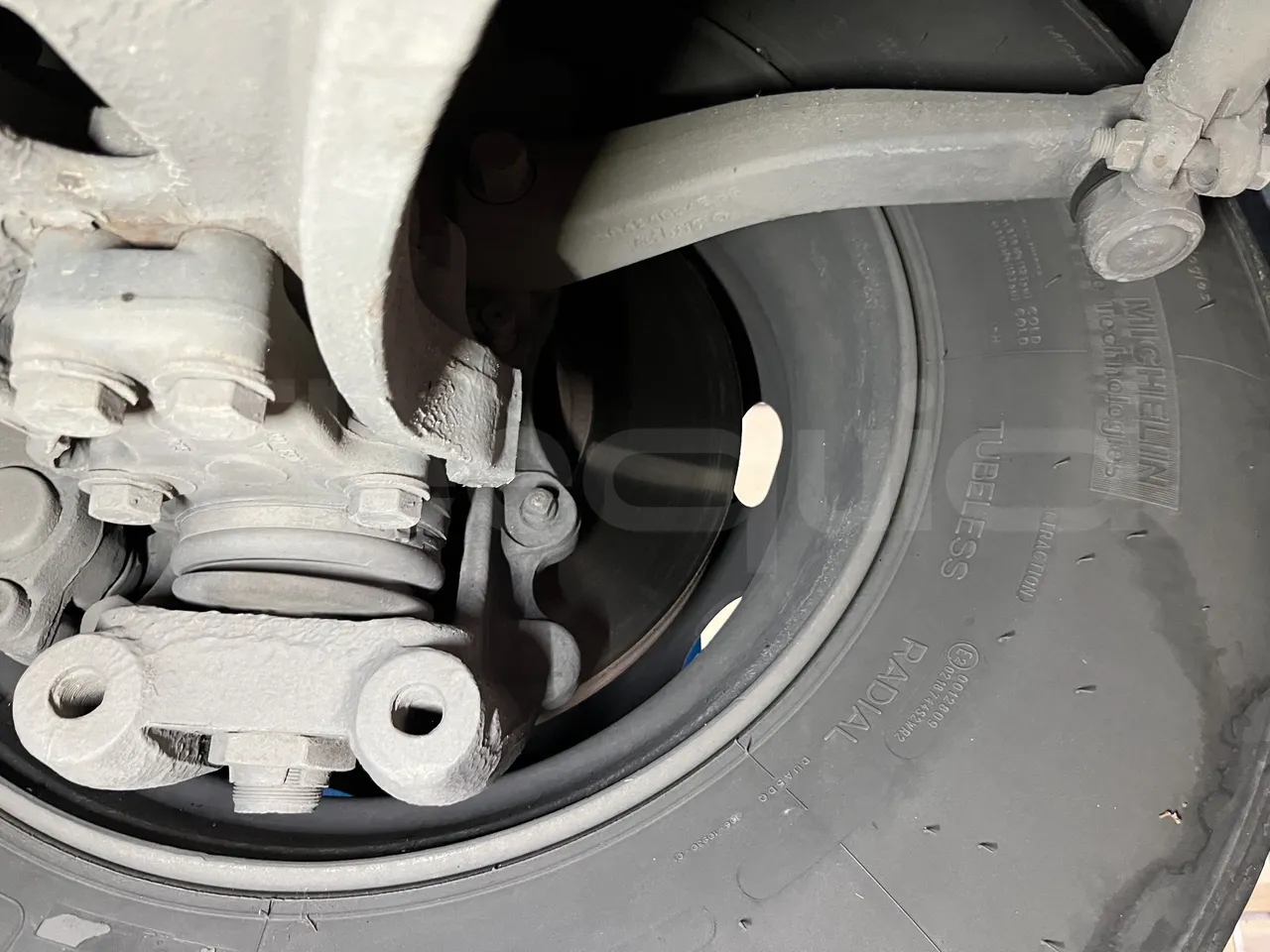 Iveco Crossway - Second Axle Right Side: Tyre Tread