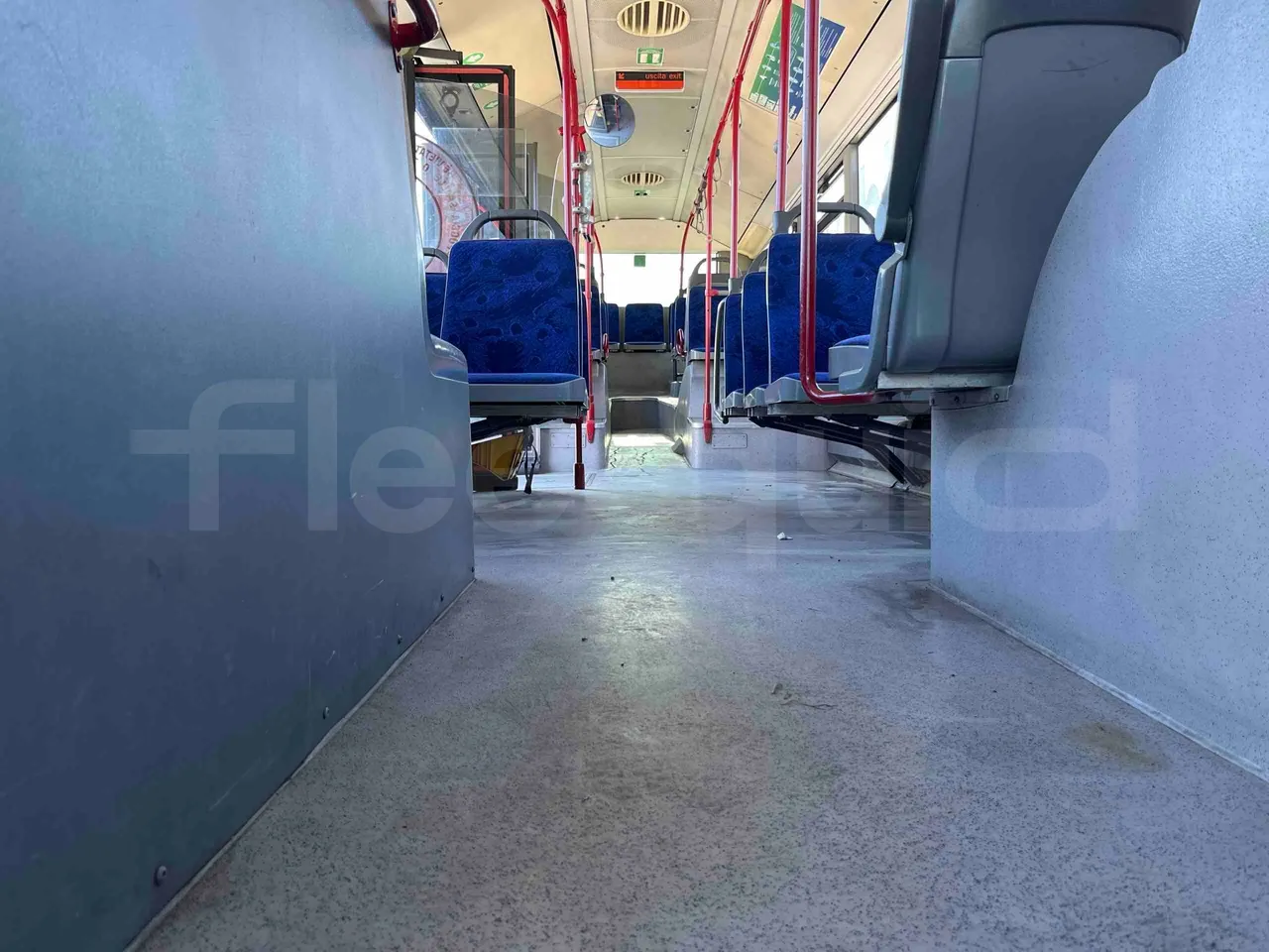 Mercedes-Benz Citaro O530 - Euro4 - 210kW - 11.950m - seat brackets photo