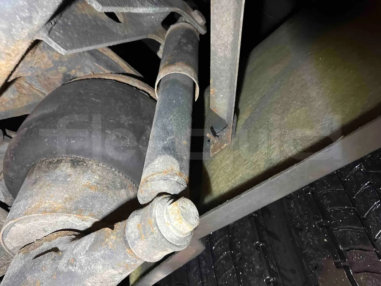 Irisbus 397E.12 397E.12 - Euro5 - 331kW -  12.410mt - axel 2 air springs 1 left