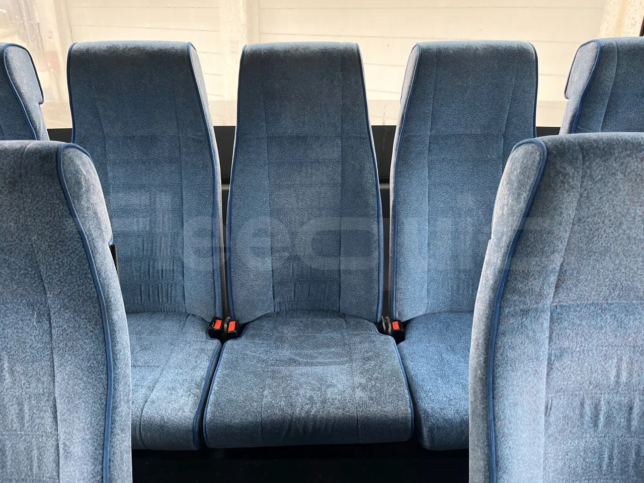 Irisbus 397E.12 397E.12 - Euro5 - 331kW -  12.410mt - single seat detail