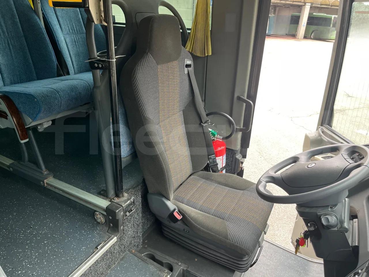 Irisbus 397E.12 397E.12 - Euro5 - 331kW -  12.410mt - driver's seat photo