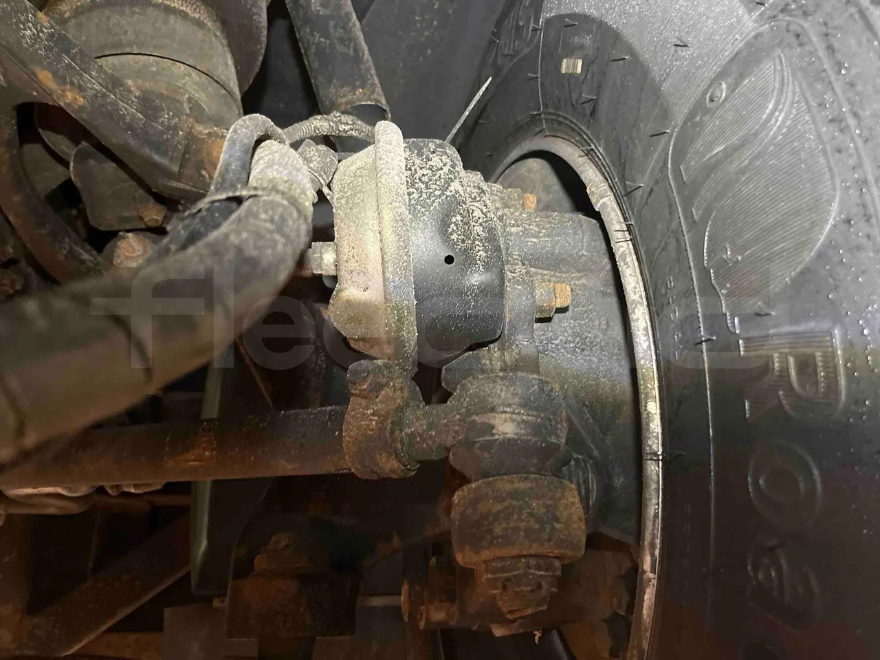 Irisbus 397E.12 397E.12 - Euro5 - 331kW -  12.410mt - front shock absorbers left