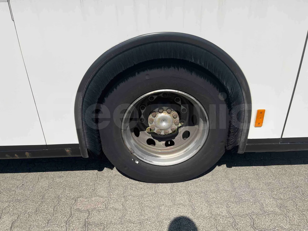 Mercedes-Benz Citaro - First Axle Left Side: Tyre Thickness