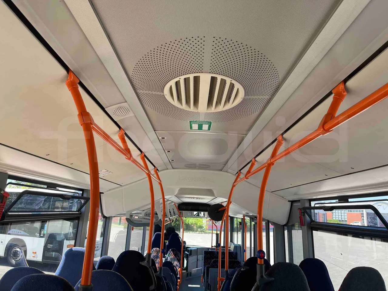 Mercedes-Benz Citaro - Overhead Compartments