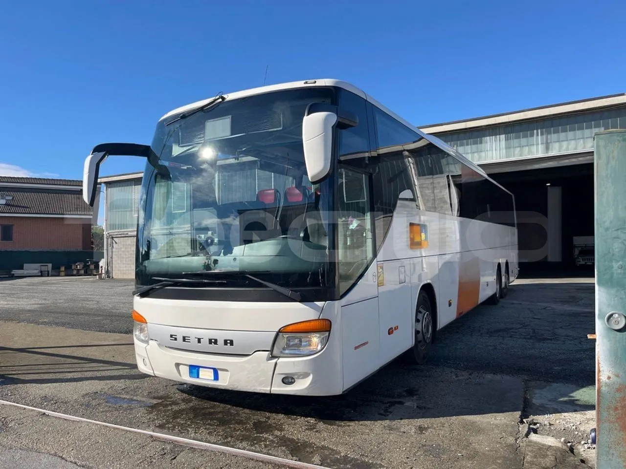 Setra S419 GT-HD/ Euro 5 - 350 Kw - 14.960 Mt - 3/4 front left