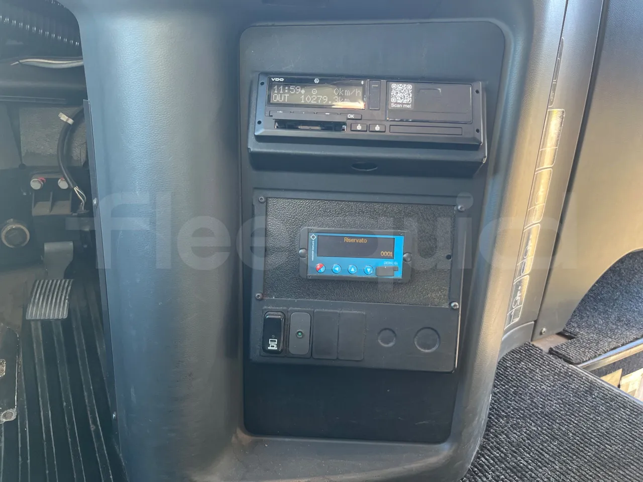 Setra S419 GT-HD/ Euro 5 - 350 Kw - 14.960 Mt - onboard devices 1