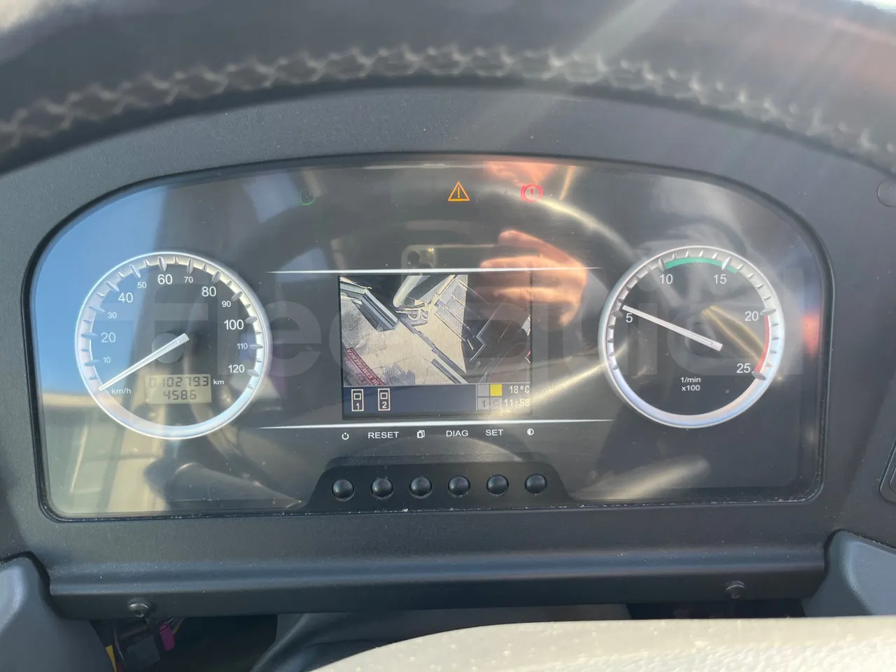 Setra S419 GT-HD/ Euro 5 - 350 Kw - 14.960 Mt - dashboard lights on