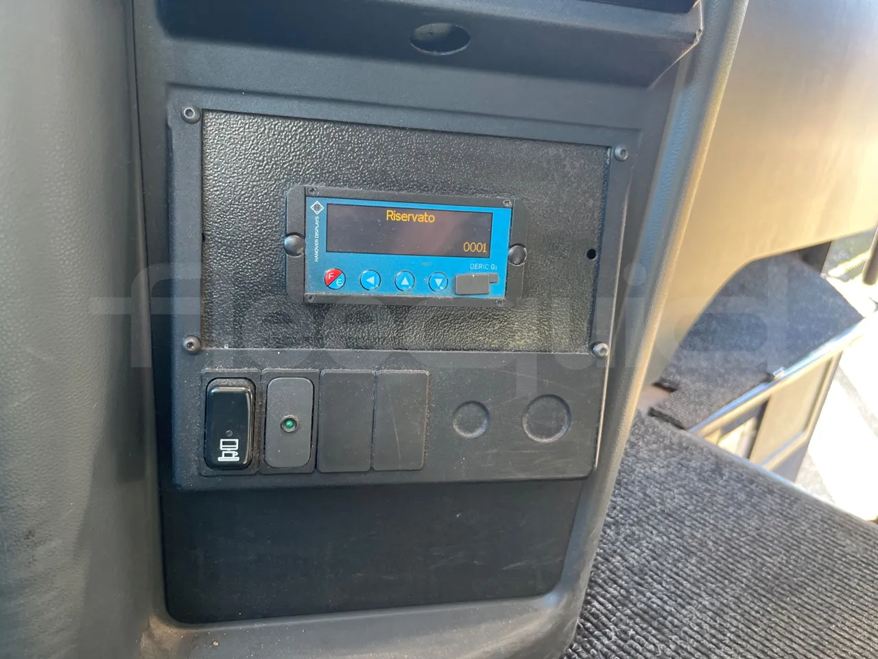 Setra S419 GT-HD/ Euro 5 - 350 Kw - 14.960 Mt - handrails photo