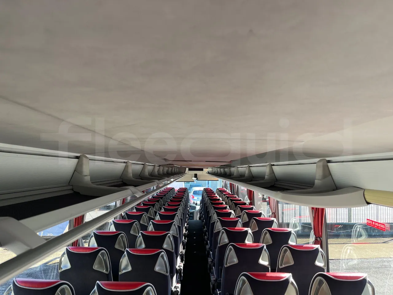 Setra S419 GT-HD/ Euro 5 - 350 Kw - 14.960 Mt - overhead compartments photo