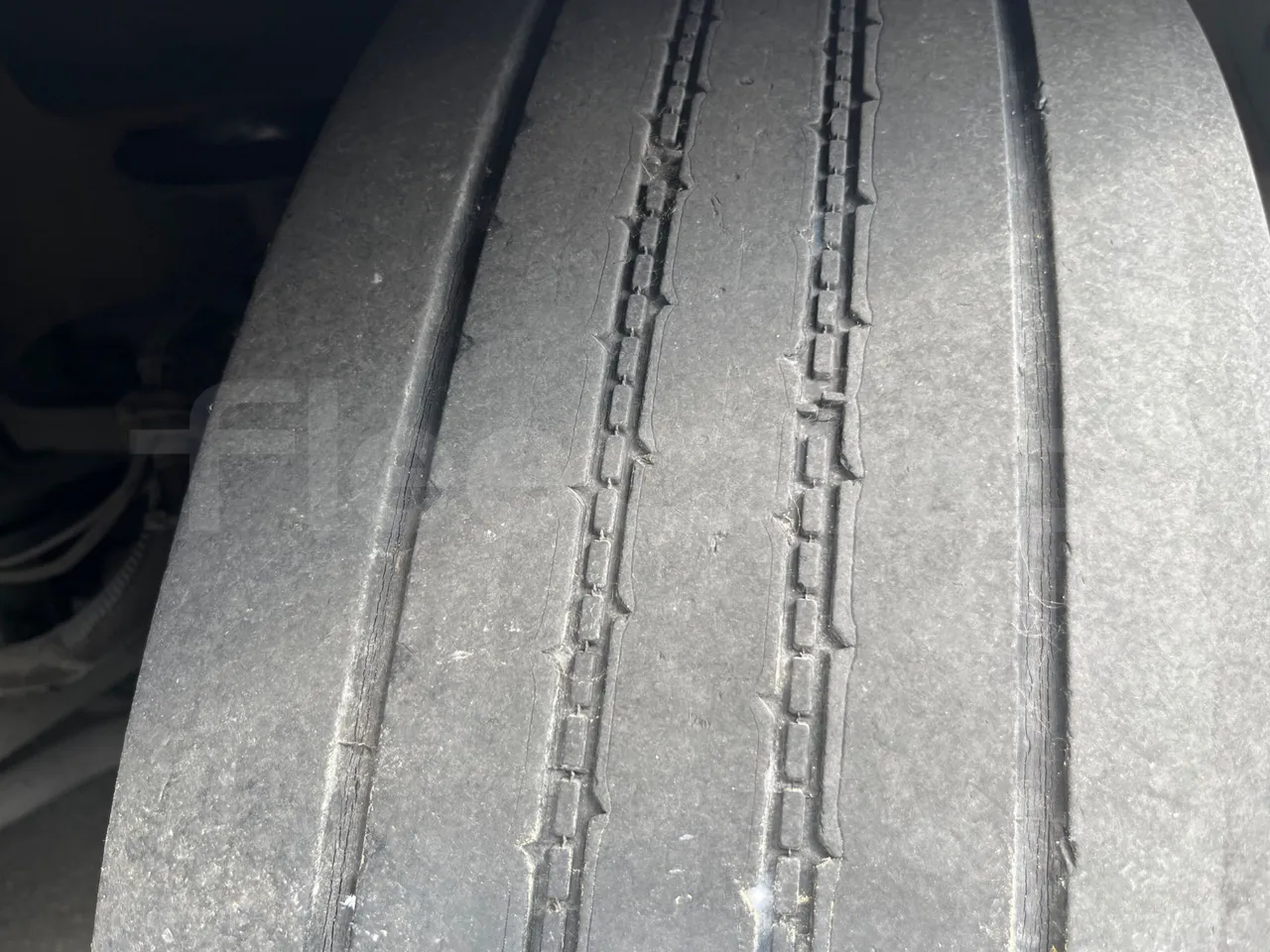 Scania Irizar Century K114EB - Euro3 - 280kW - 12mt - tread condition front tires left