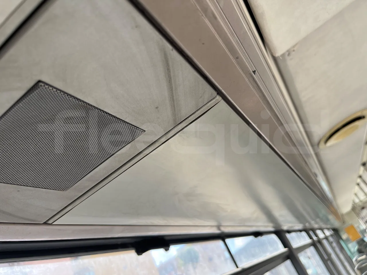 Setra S315 315 NF 457/ Euro 3 -185Kw -12 Mt - footrest detail photo