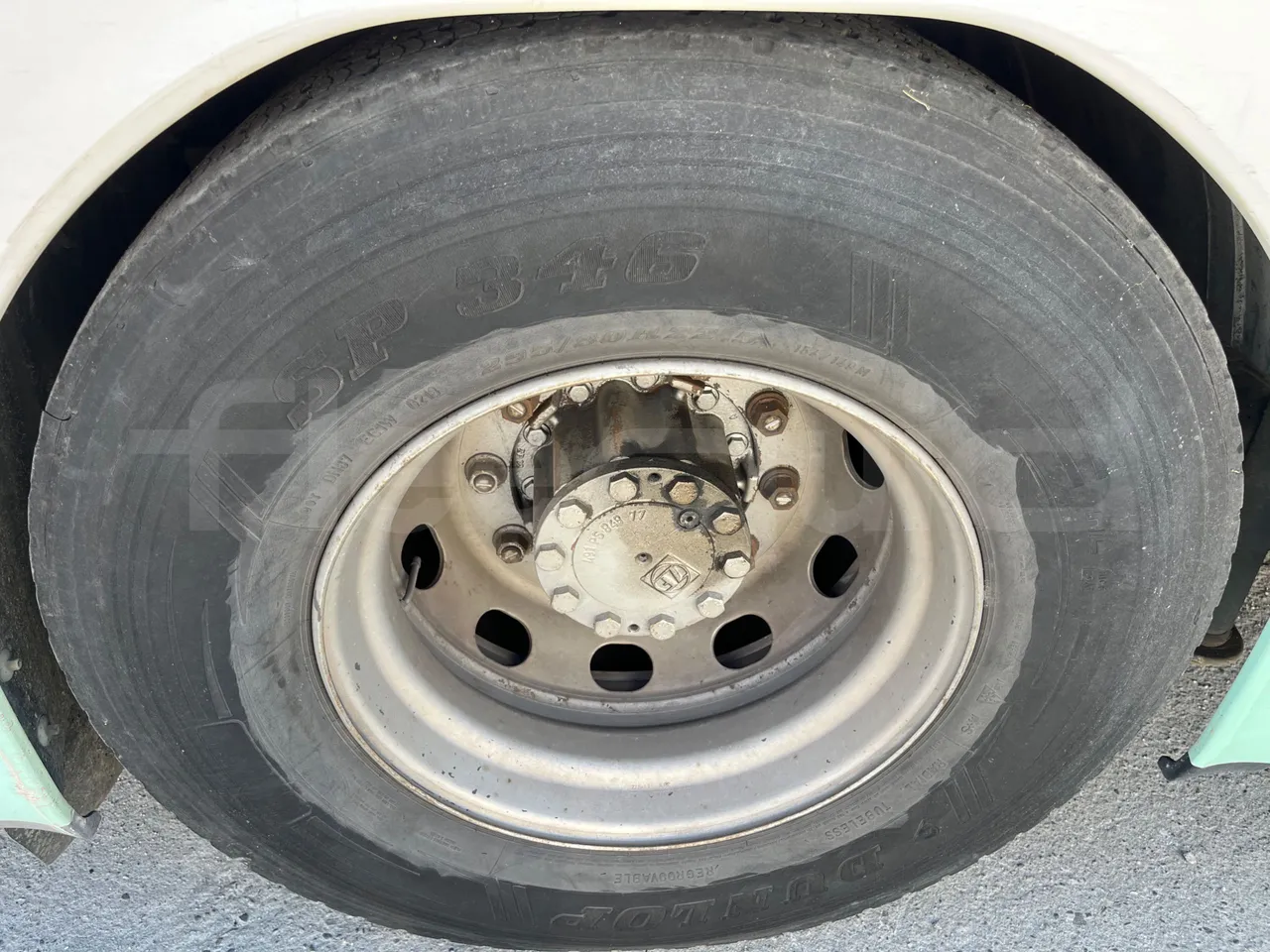 Setra S315 315 NF 457/ Euro 3 -185Kw -12 Mt - tread condition third axle tires left