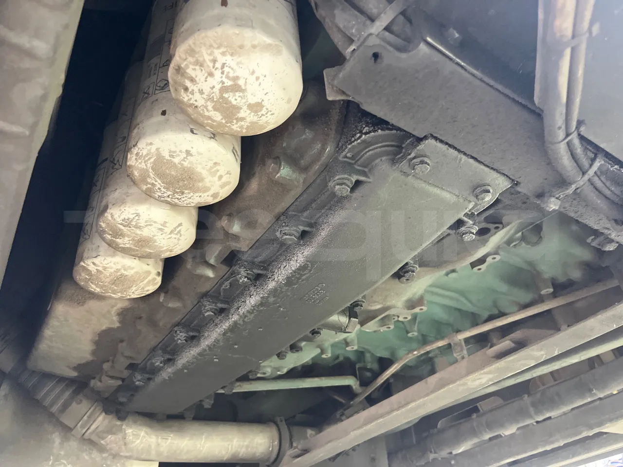 Volvo 9700 4X2 HDH - EUR4 - 309kW - 12.2m - engine without protection
