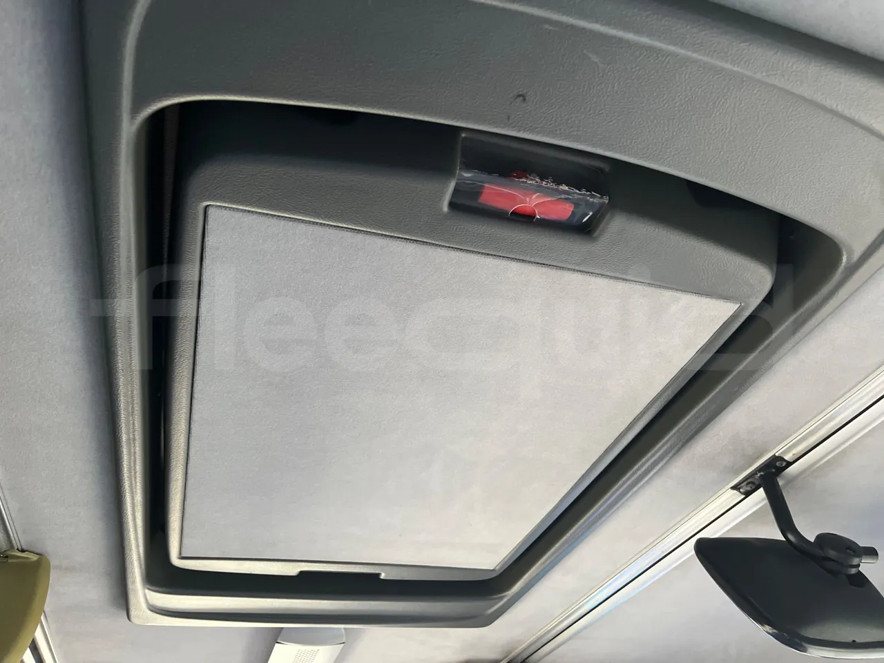 Volvo 9700 4X2 HDH - EUR4 - 309kW - 12.2m - roof hatch 1