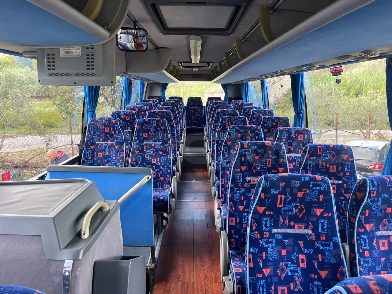 Volvo 9700 4X2 HDH - EUR4 - 309kW - 12.2m - reverse view middle aisle