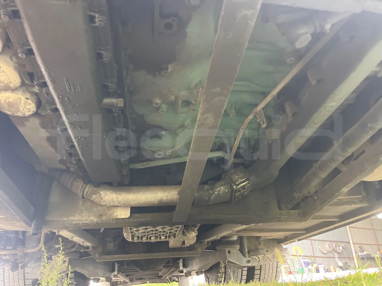 Volvo 9700 4X2 HDH - EUR4 - 309kW - 12.2m - gearbox plate photo