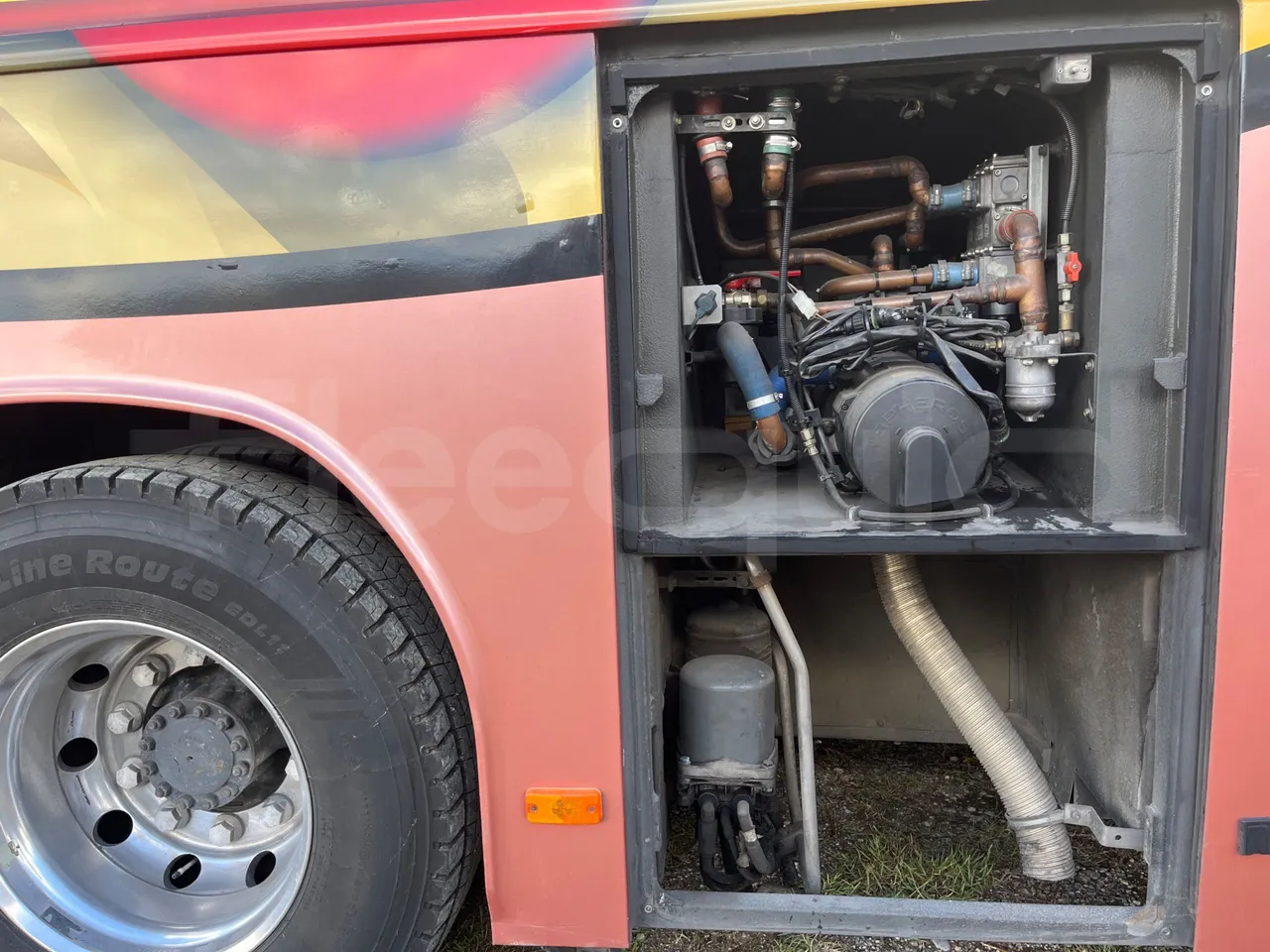 Volvo 9700 4X2 HDH - EUR4 - 309kW - 12.2m - platform code photo