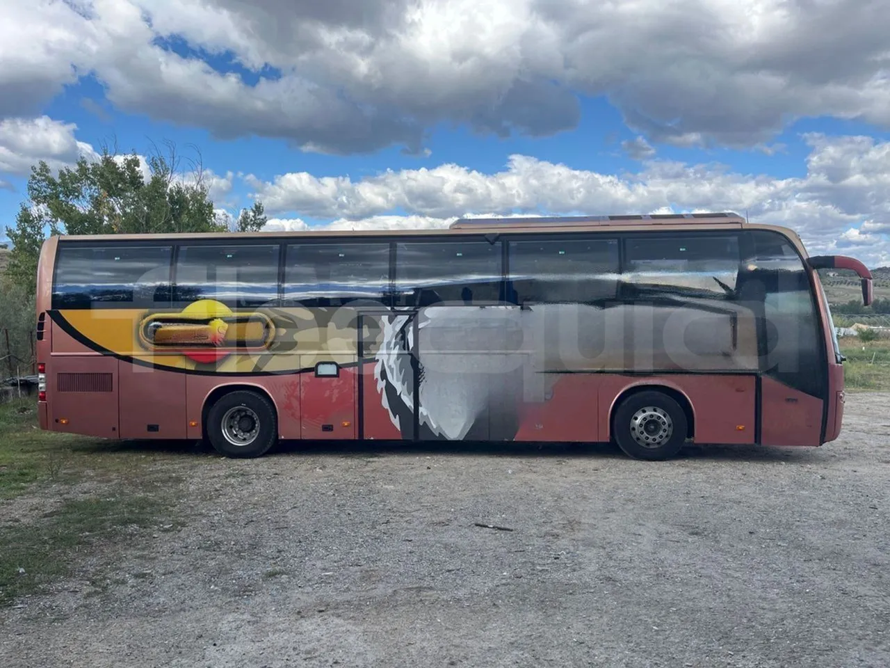 Volvo 9700 4X2 HDH - EUR4 - 309kW - 12.2m - right side doors closed