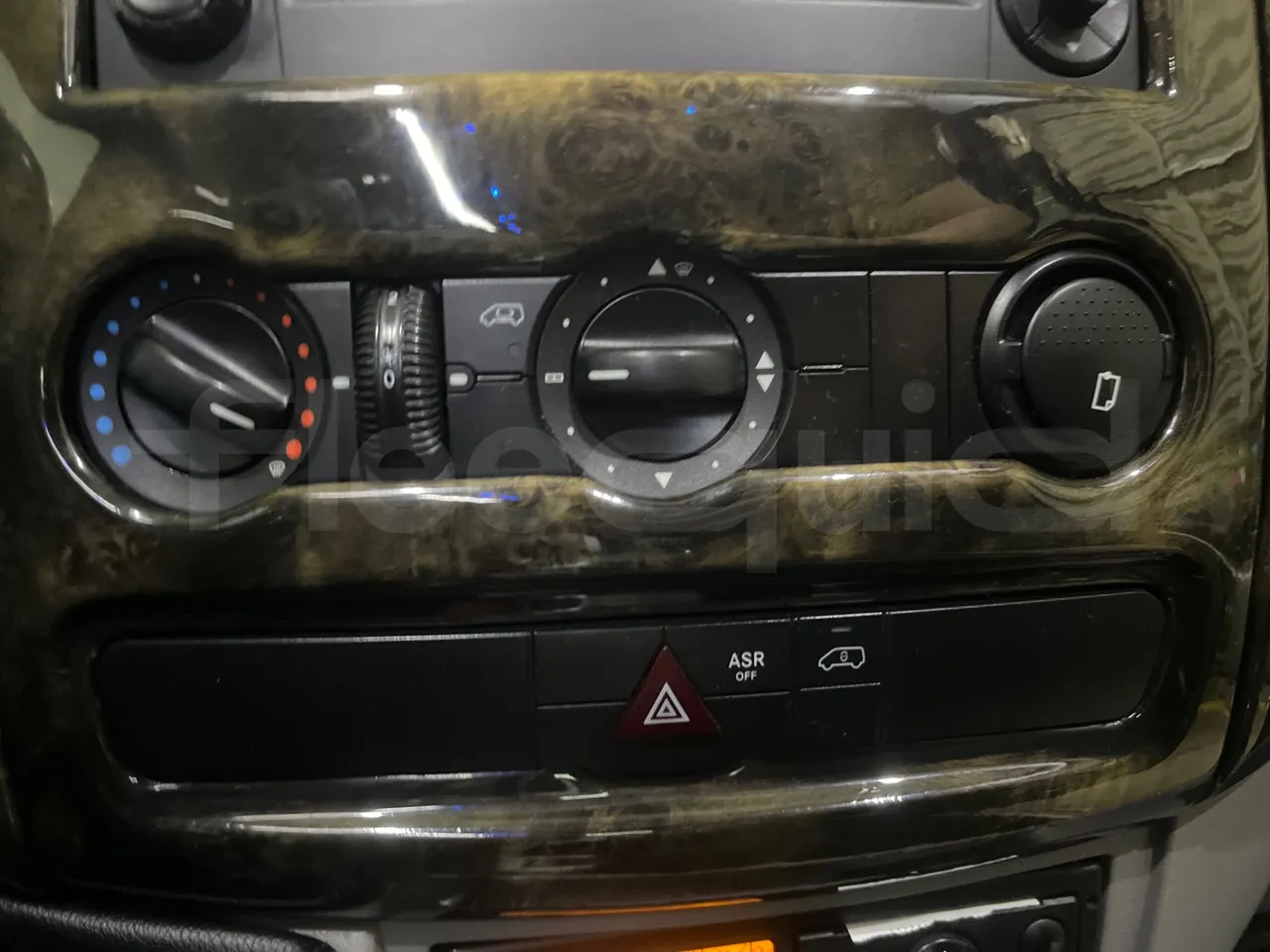 Mercedes-Benz Sprinter   906BA50 - Euro6 - 140kW - 7.700mt - radio accessories photo