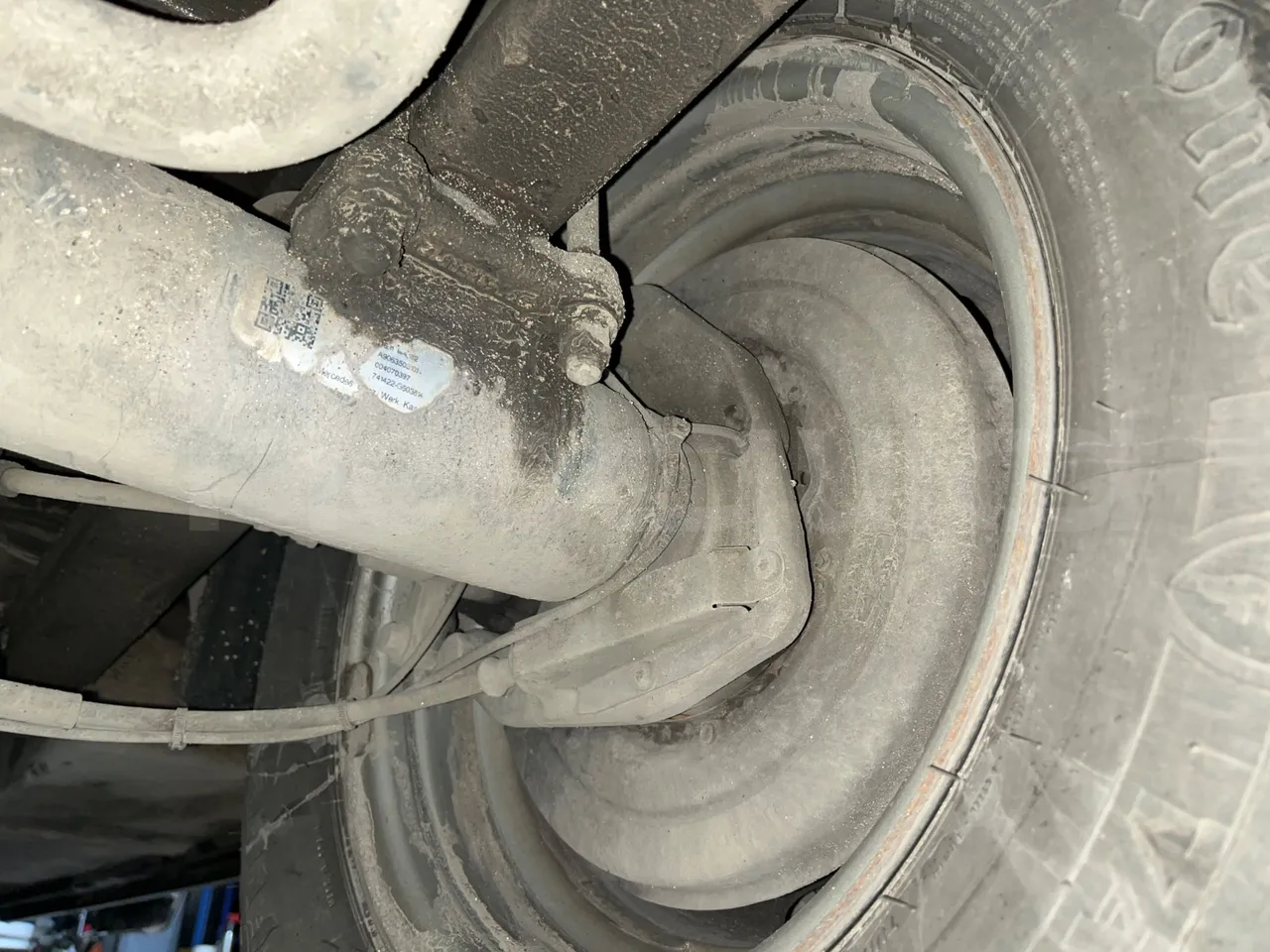 Mercedes-Benz Sprinter   906BA50 - Euro6 - 140kW - 7.700mt - axle 2 discs right