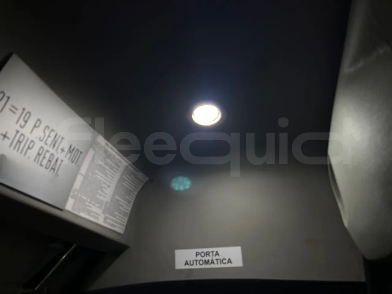 Mercedes-Benz Sprinter   906BA50 - Euro6 - 140kW - 7.700mt - power outlets detail