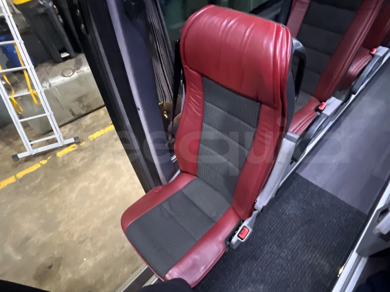 Mercedes-Benz Sprinter   906BA50 - Euro6 - 140kW - 7.700mt - hostess seat photo