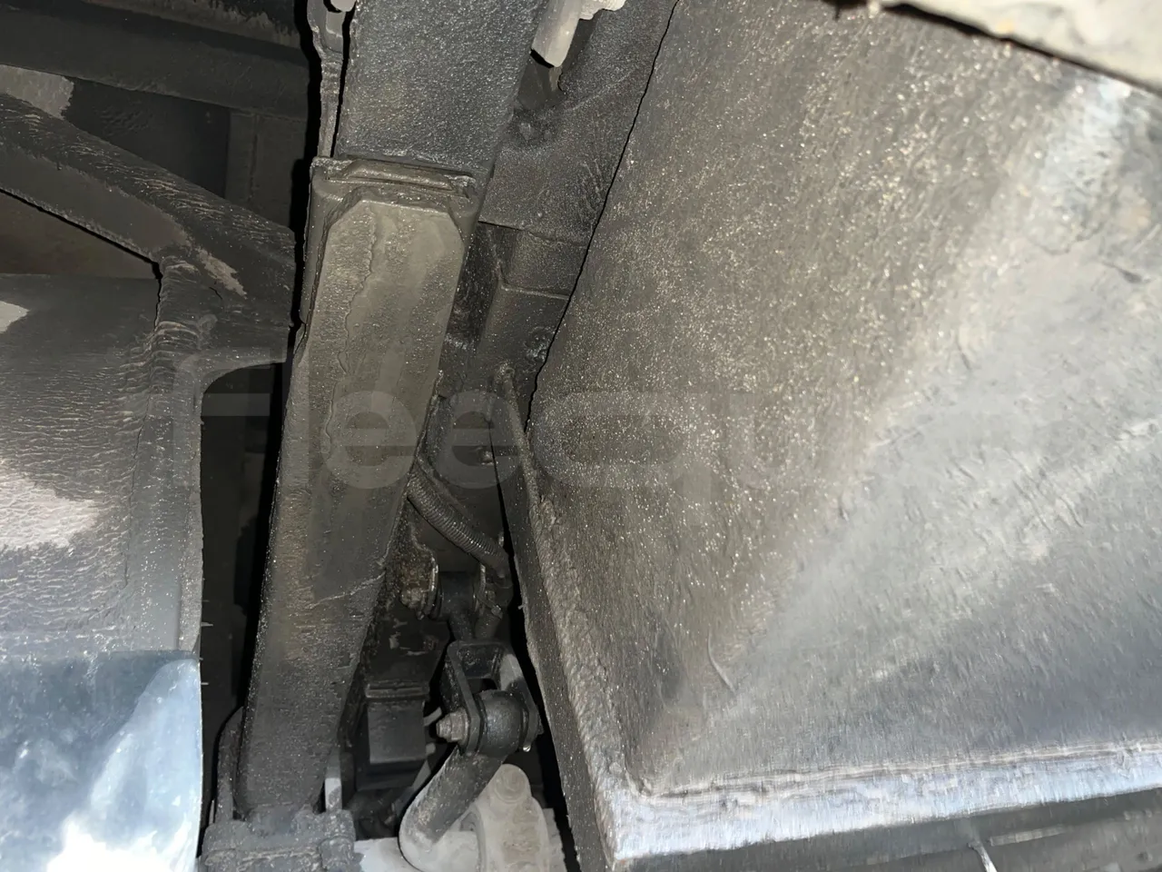 Mercedes-Benz Sprinter   906BA50 - Euro6 - 140kW - 7.700mt - axle 2 shock absorbers 2 left