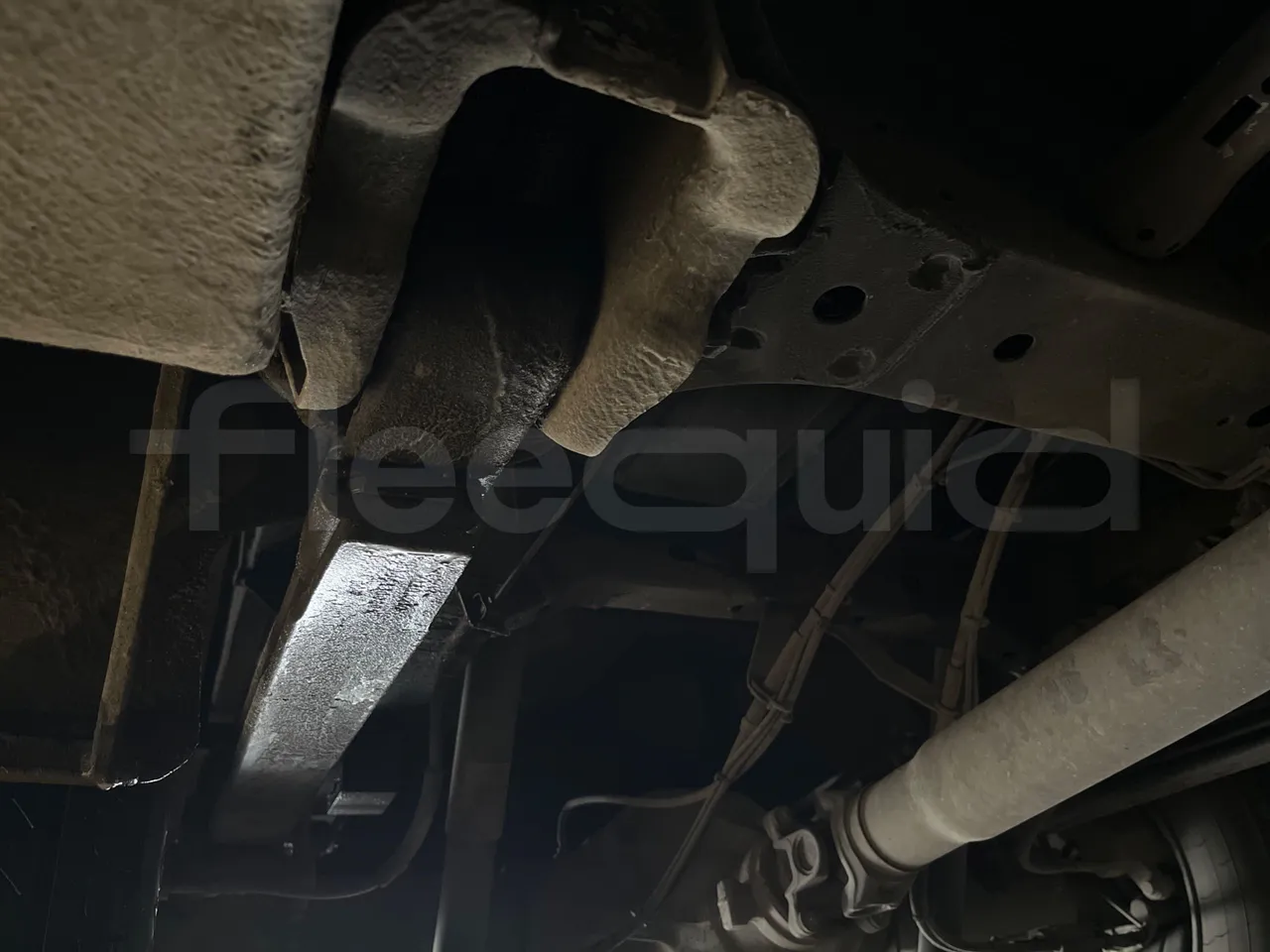 Mercedes-Benz Sprinter   906BA50 - Euro6 - 140kW - 7.700mt - axle 2 shock absorbers 2 left