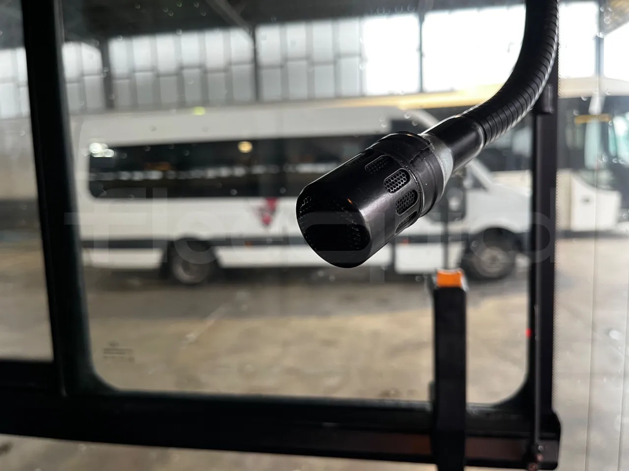 Man A39 A39 -EUR5-235kW -13.730m - driver microphone accessories photo