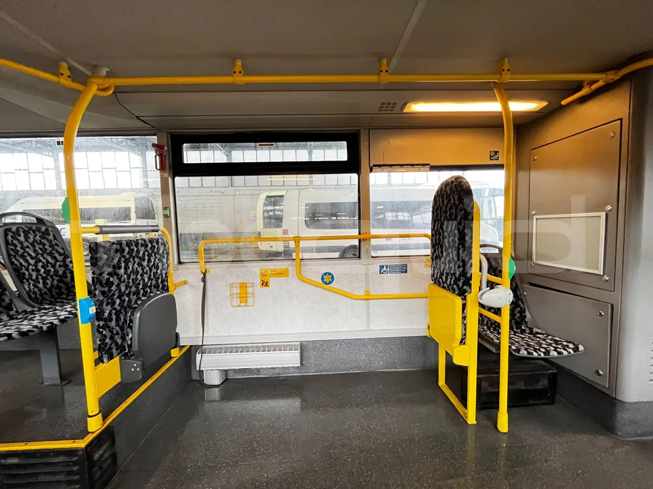 Man A39 A39 -EUR5-235kW -13.730m - toilette accessories photo