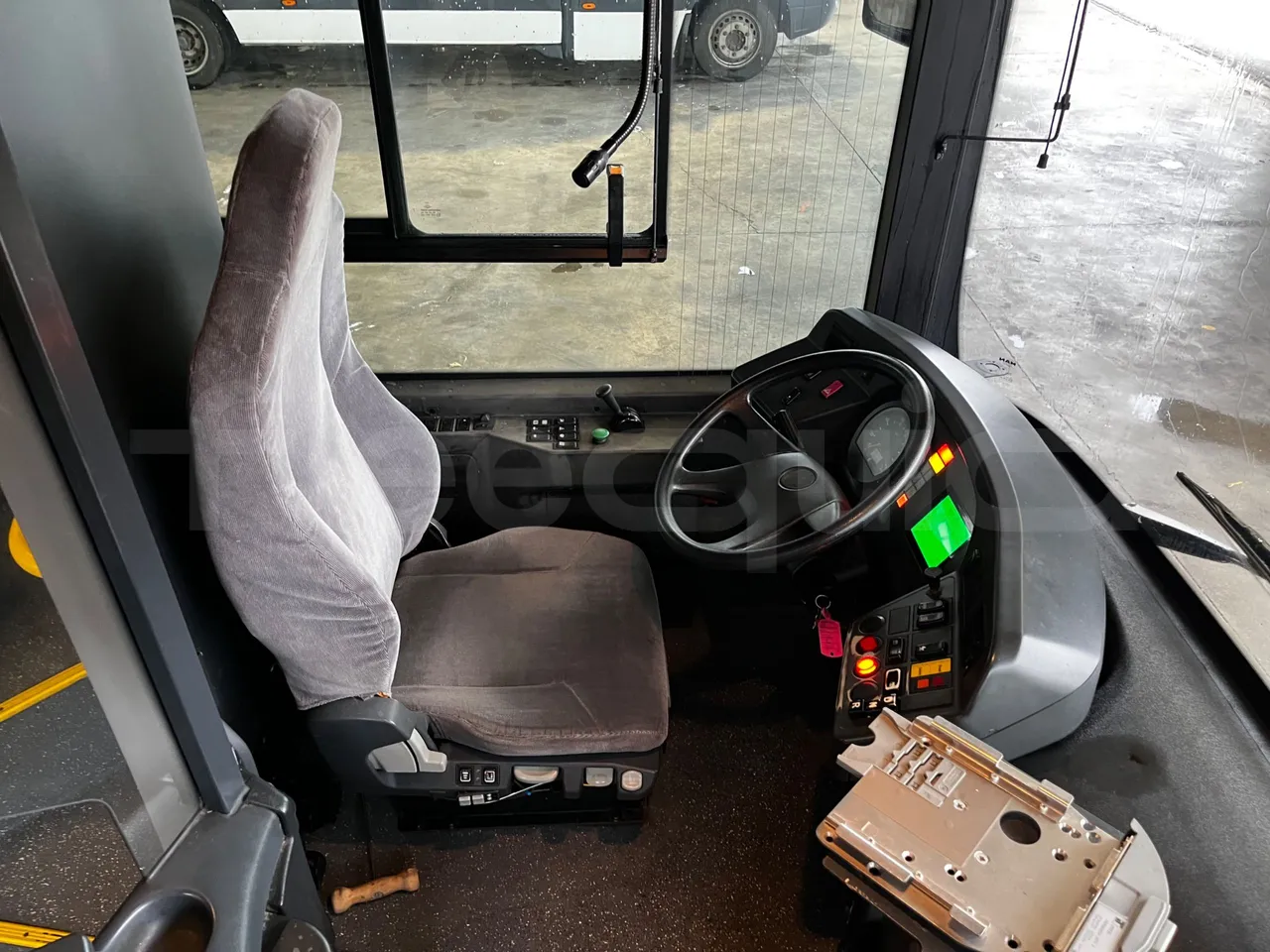 Man A39 A39 -EUR5-235kW -13.730m - driver's seat photo