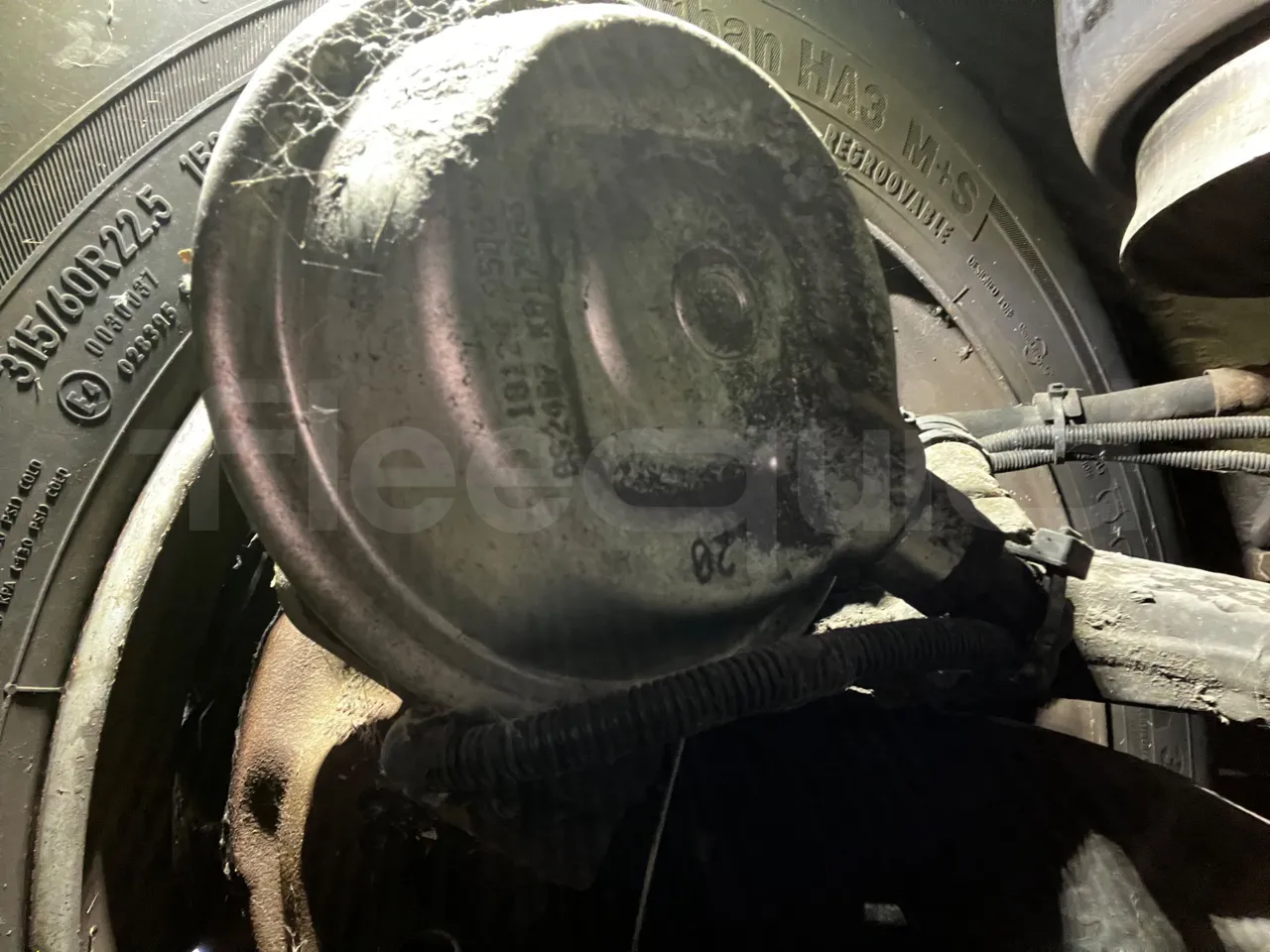 Man A39 A39 -EUR5-235kW -13.730m - front brake calipers left