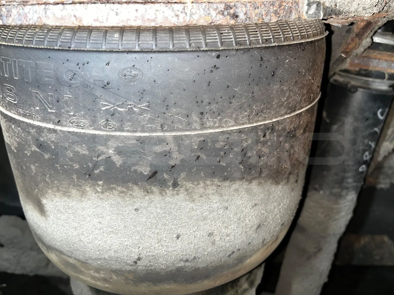 Man A39 A39 -EUR5-235kW -13.730m - axle 3 air springs 2 left