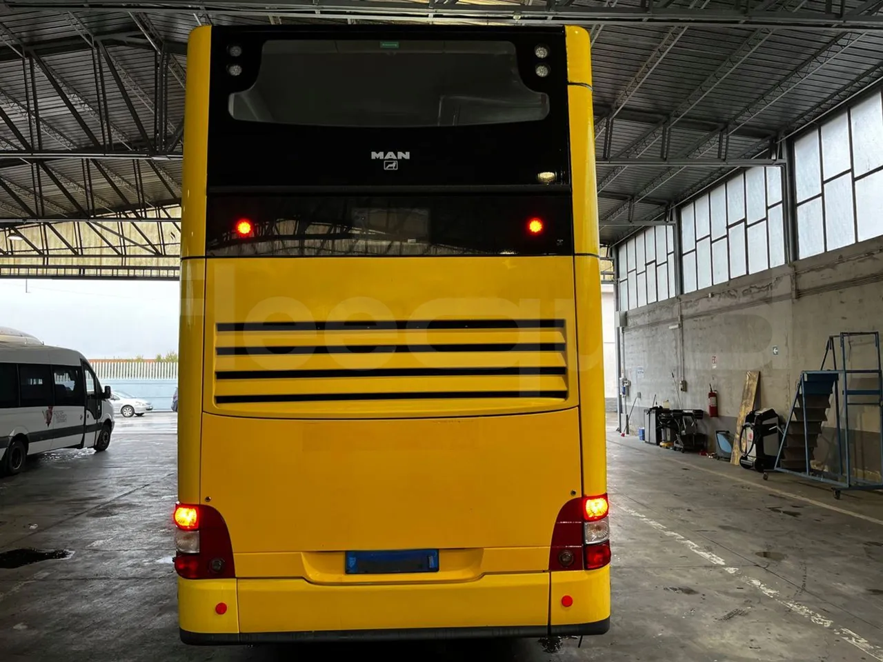 Man A39 A39 -EUR5-235kW -13.730m - rear hatch closed