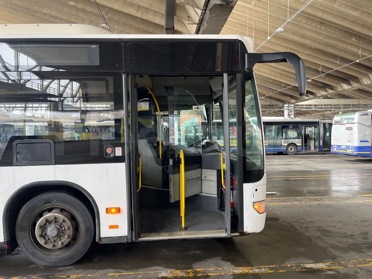 Mercedes-Benz Citaro O530 - Euro5 - 205kW - 12mt - front door 1 open